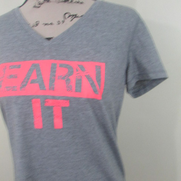 Danskin Now Shirt Medium EARN IT Semi Fitted - Picture 5 of 7